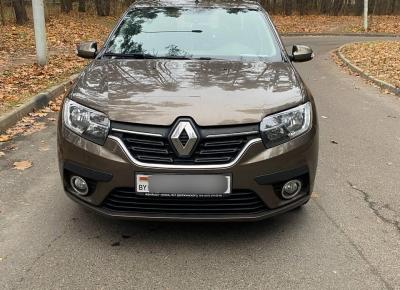 Фото Renault Logan