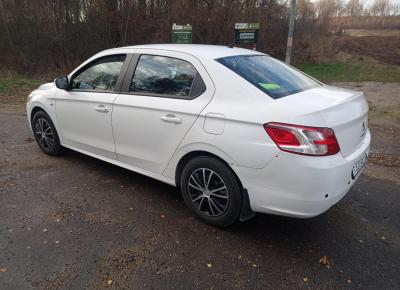 Фото Peugeot 301