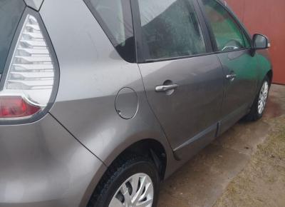 Фото Renault Scenic