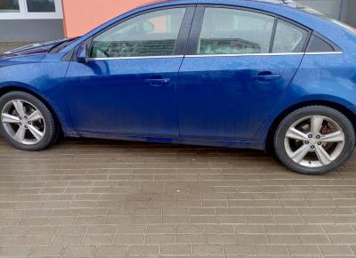 Фото Chevrolet Cruze