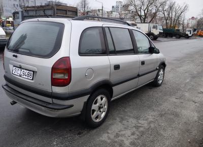 Фото Opel Zafira