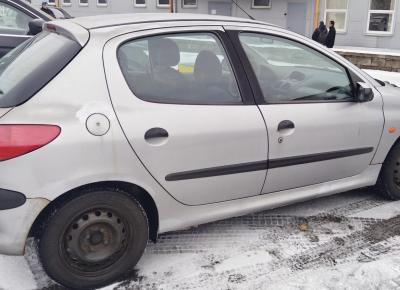 Фото Peugeot 206