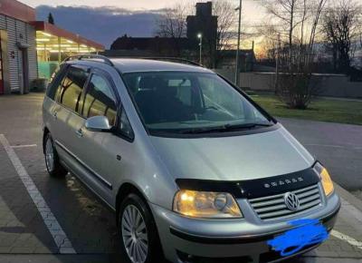 Фото Volkswagen Sharan