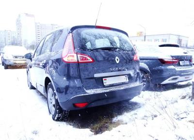 Фото Renault Scenic