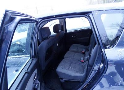 Фото Renault Scenic