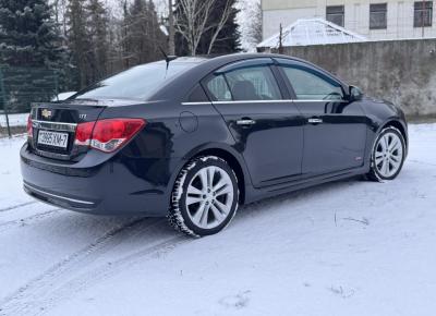 Фото Chevrolet Cruze