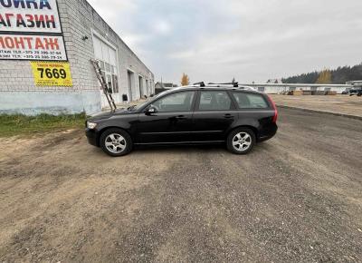 Фото Volvo V50