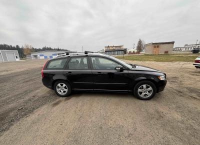 Фото Volvo V50