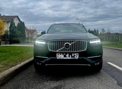 Фото Volvo XC90