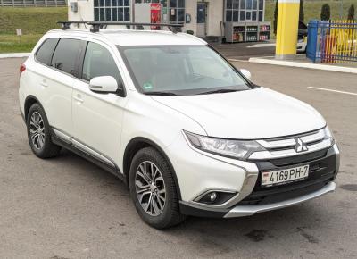 Фото Mitsubishi Outlander