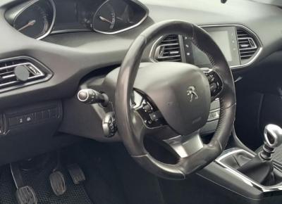 Фото Peugeot 308