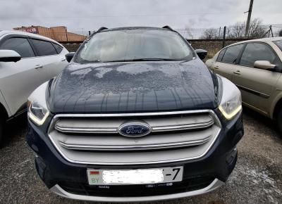 Фото Ford Escape