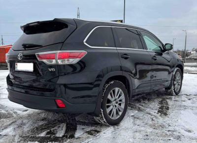 Фото Toyota Highlander