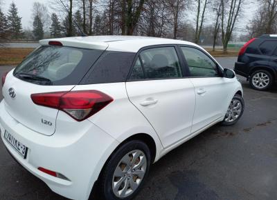 Фото Hyundai i20