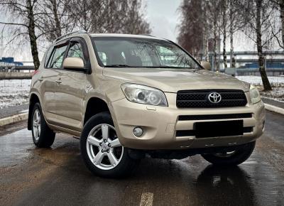 Фото Toyota RAV4