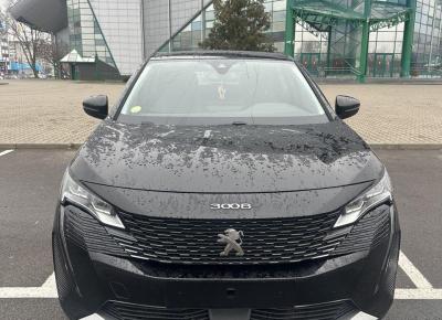 Фото Peugeot 3008