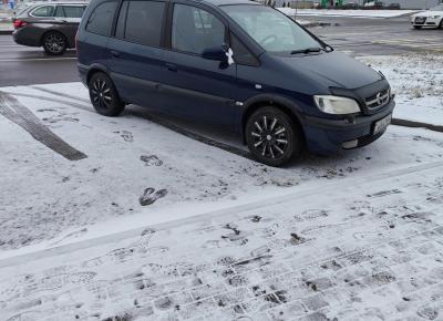 Фото Opel Zafira