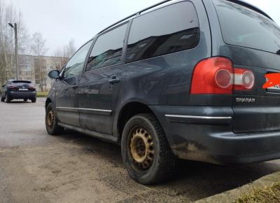 Фото Volkswagen Sharan