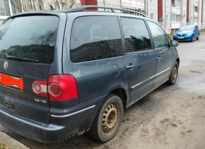 Фото Volkswagen Sharan