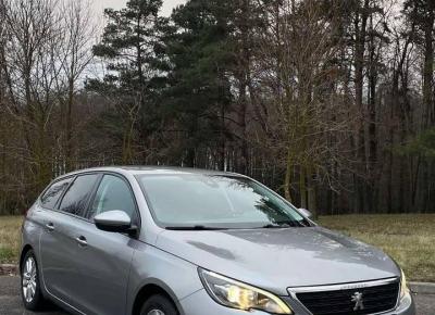 Фото Peugeot 308