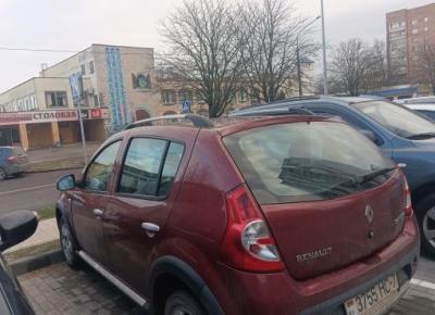 Фото Renault Sandero