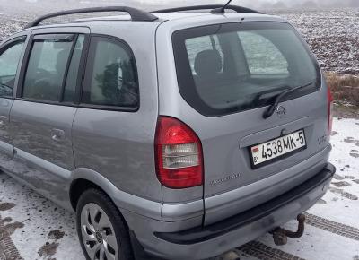 Фото Opel Zafira