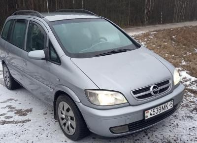 Фото Opel Zafira