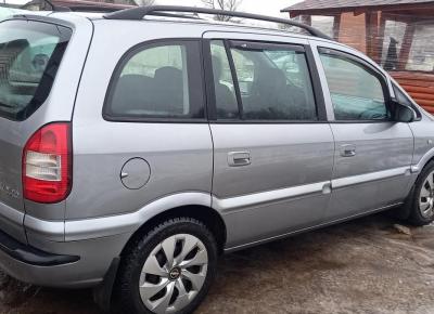 Фото Opel Zafira