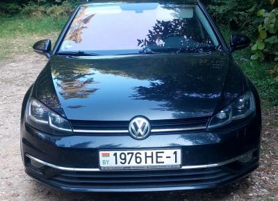 Фото Volkswagen Golf