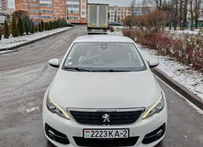 Фото Peugeot 308