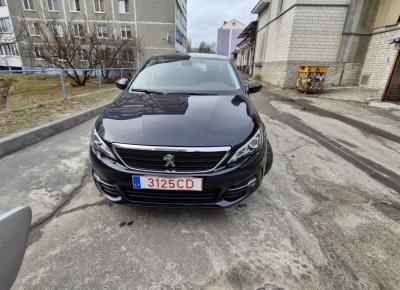 Фото Peugeot 308