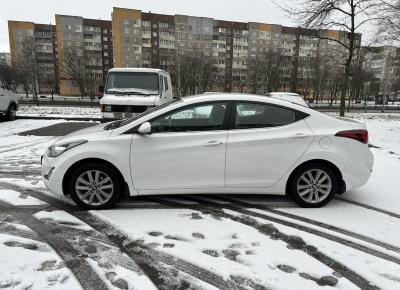 Фото Hyundai Elantra