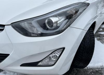 Фото Hyundai Elantra