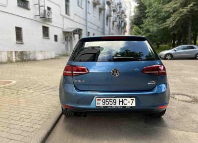 Фото Volkswagen Golf