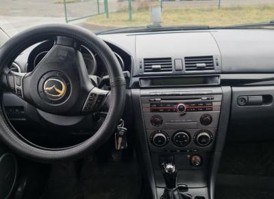 Фото Mazda 3