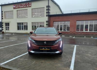 Фото Peugeot 5008