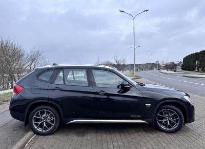 Фото BMW X1