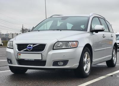 Фото Volvo V50