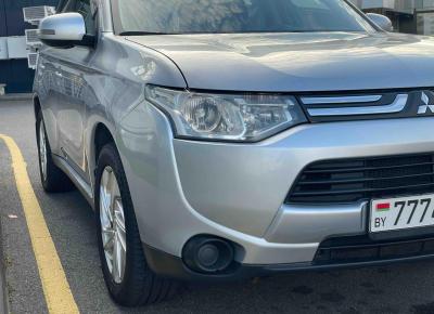 Фото Mitsubishi Outlander