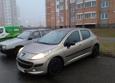 Фото Peugeot 207