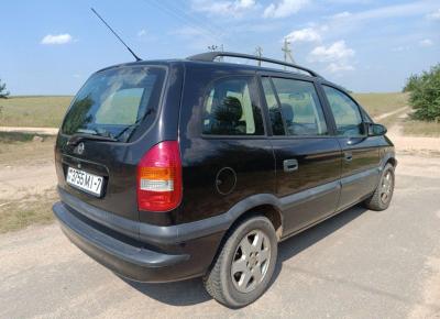 Фото Opel Zafira