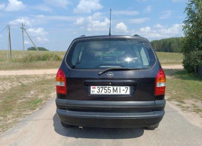 Фото Opel Zafira