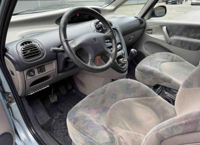 Фото Citroen Xsara Picasso