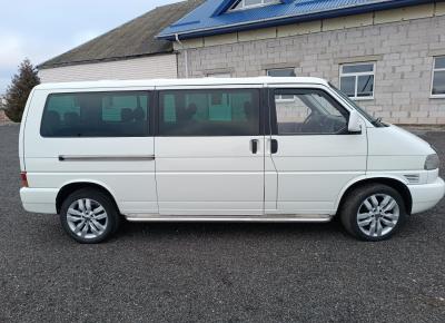 Фото Volkswagen Caravelle