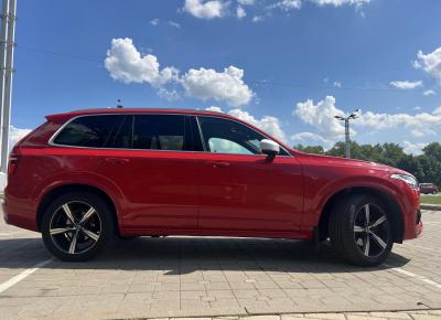 Фото Volvo XC90