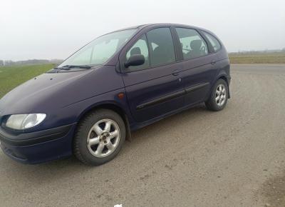 Фото Renault Scenic