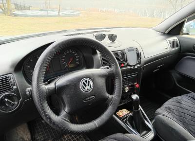 Фото Volkswagen Golf