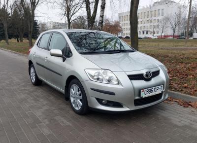 Фото Toyota Auris