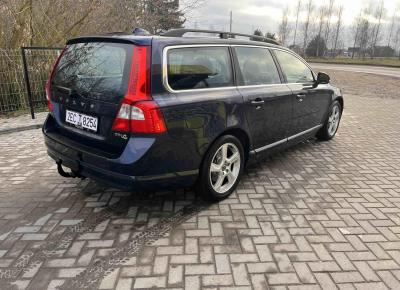 Фото Volvo V70