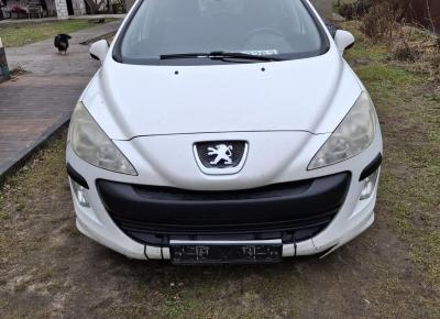 Фото Peugeot 308